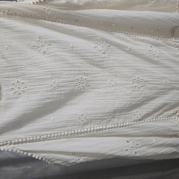 Aerie Eyelet Dress size L, adjustable straps.  off white, knee-length lightweigh - Picture 2 of 11